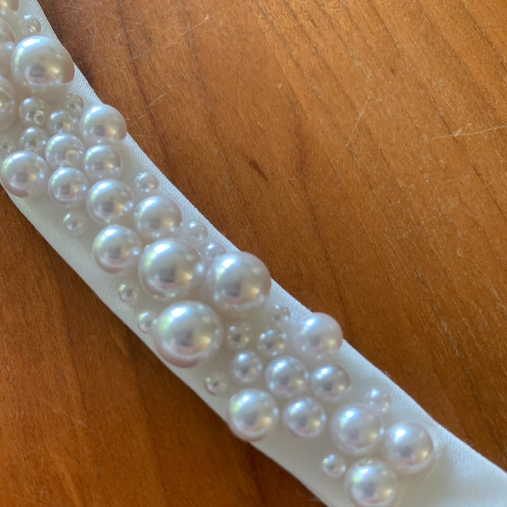 PEARL BELT FOR WEDDING DRESS - BRIDES AND HAIRPINS
